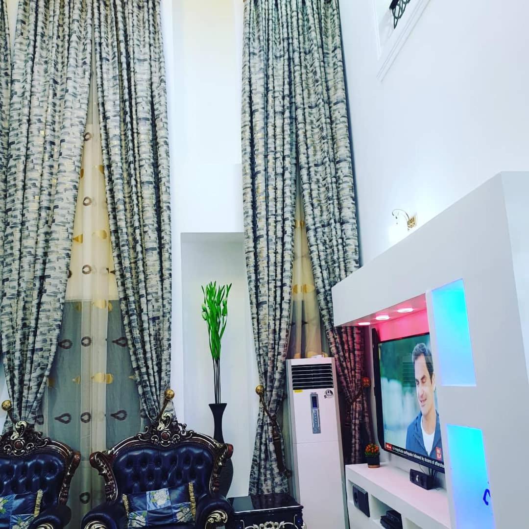 Mexiloyd Luxury Rooms & Suites Port Harcourt Esterno foto